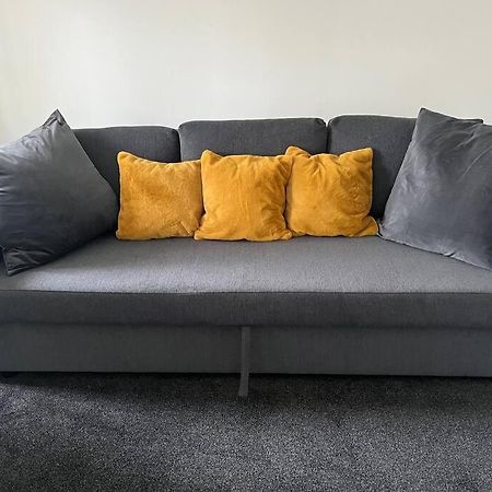 Castle Court Apartment 런던 외부 사진