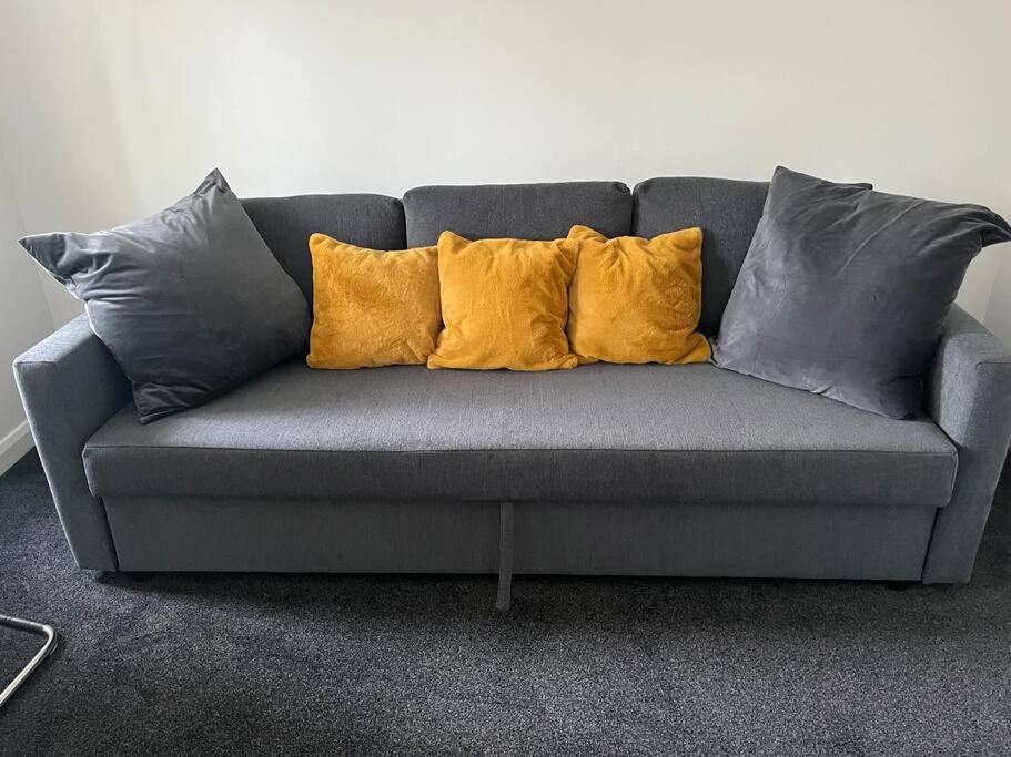 Castle Court Apartment 런던 외부 사진