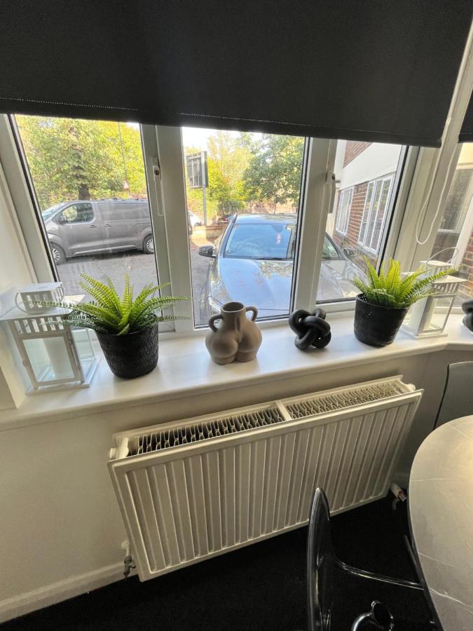 Castle Court Apartment 런던 외부 사진